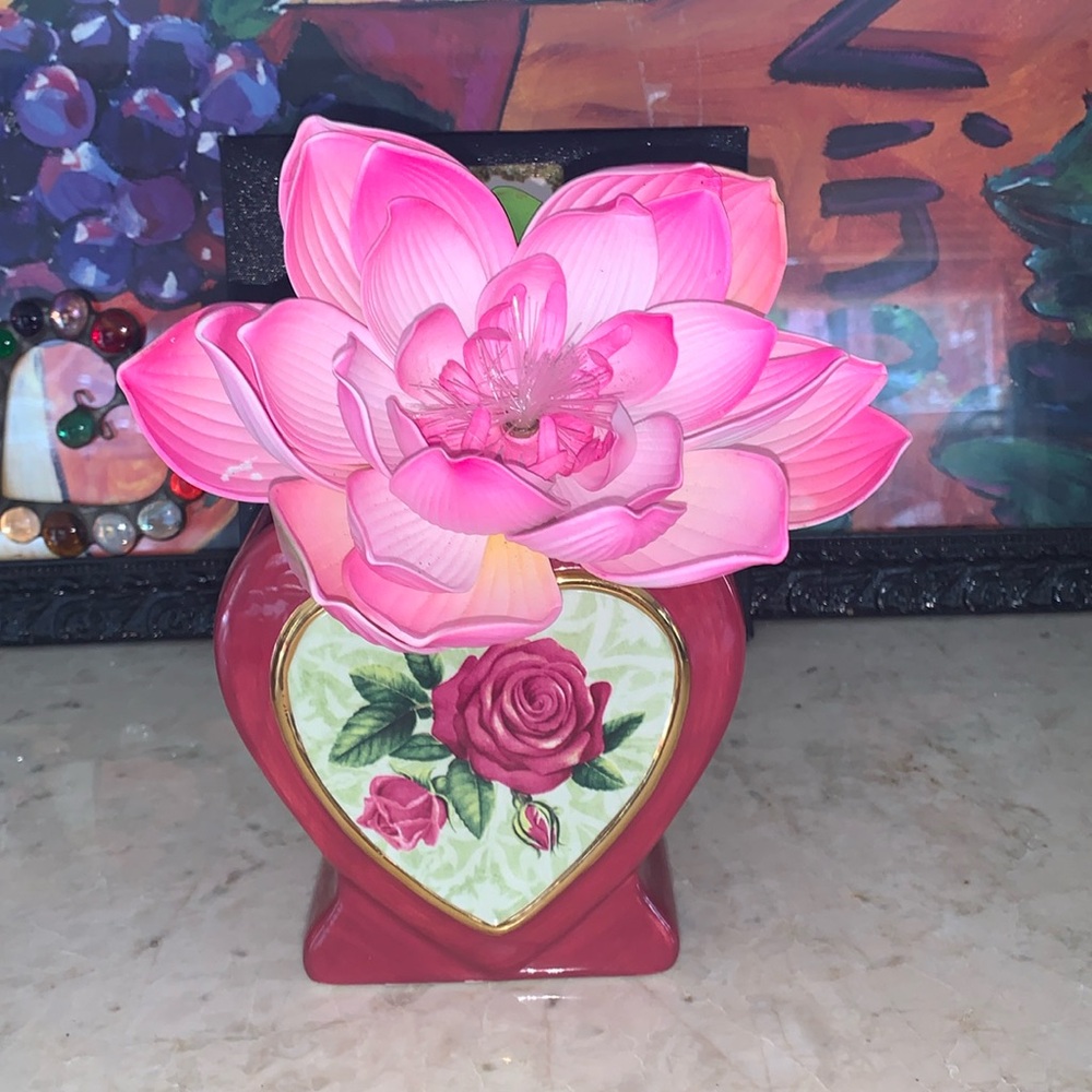 Burton & Burton vase